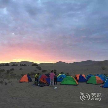 敦煌山行者国际沙漠露营基地酒店提供图片