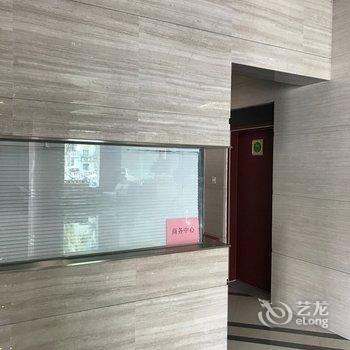 维也纳智好酒店(湛江海滨公园店)酒店提供图片