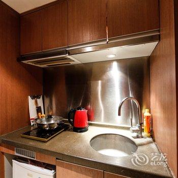 广州陆光武先生公寓(新港东路分店)酒店提供图片