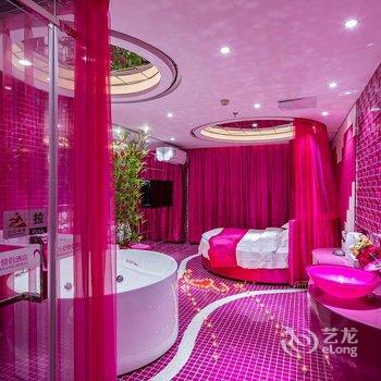 万爱情侣主题酒店(昆明汇都店)酒店提供图片