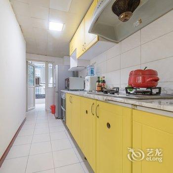 重庆邹佳芯公寓酒店提供图片