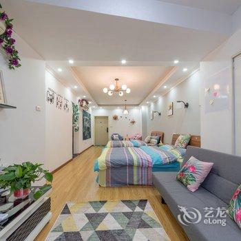 重庆邹佳芯公寓酒店提供图片