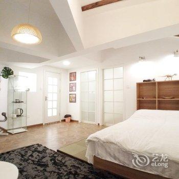 上海秋意凉amp普通公寓(滇池路店)酒店提供图片
