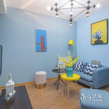 济南泉城广场芙蓉街服装设计师的家公寓(共青团路分店)酒店提供图片