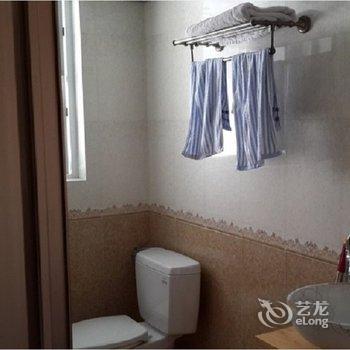 重庆凤窠—重庆工商大学交通大学+3号轨+国风公寓(回龙路分店)酒店提供图片