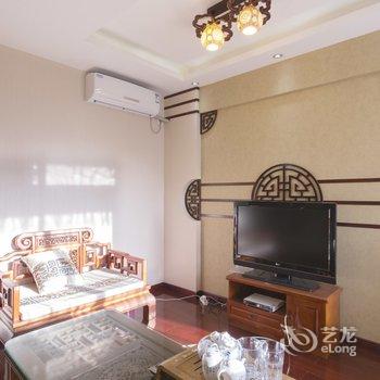 重庆凤窠—重庆工商大学交通大学+3号轨+国风公寓(回龙路分店)酒店提供图片