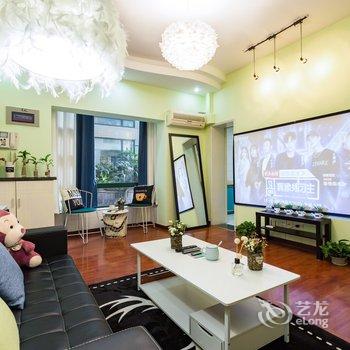 重庆MandyMAI公寓(凯旋路电梯下口分店)酒店提供图片