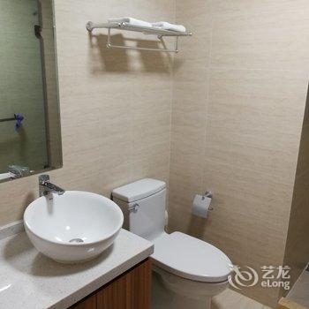 北海img公寓(上海路金海岸大道路口分店)酒店提供图片