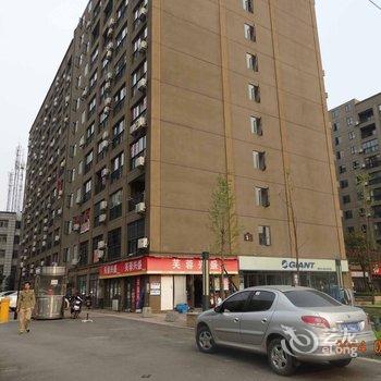 长沙市嘉年华公寓酒店