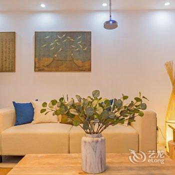 重庆海棠之家公寓(华一路分店)酒店提供图片