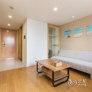 上海wml丽丽公寓(街坊路与唐安路交叉口分店)酒店提供图片