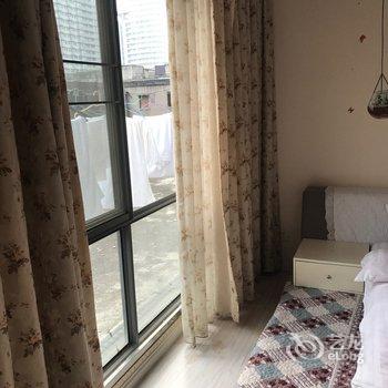 成都清风简约之家公寓酒店提供图片