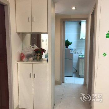 成都清风简约之家公寓酒店提供图片