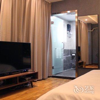 Xbed互联网酒店(郑州曼哈顿店)酒店提供图片