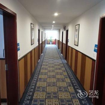 派酒店(荣县大佛寺客运南站店)酒店提供图片