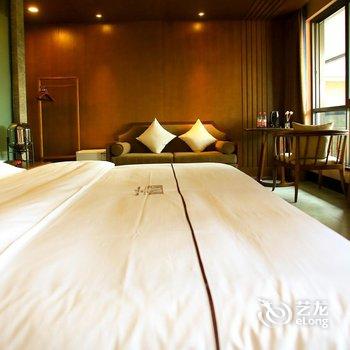 平乐木石山居酒店酒店提供图片