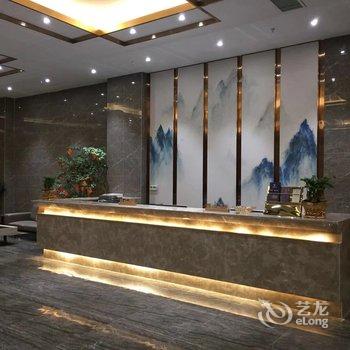 途家斯维登度假公寓(兴义店)酒店提供图片