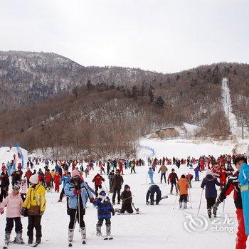 黑龙江省体育局亚布力滑雪场南极宾馆酒店提供图片