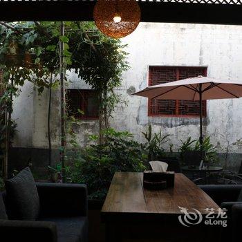 宏村朝花夕拾精品客栈酒店提供图片
