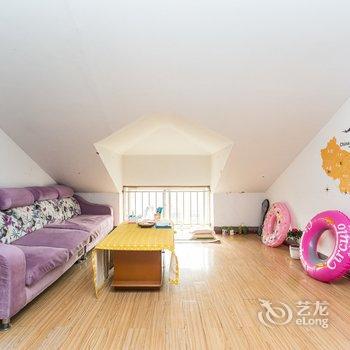 青岛十分钟到流亭机场于家社区赶飞机首选民宿酒店提供图片