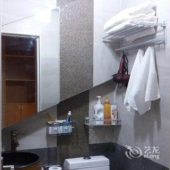 深圳客行居家庭amp;商务海景房(山青路店)酒店提供图片