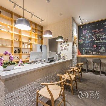 弥勒拾月文创酒店酒店提供图片