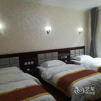 甘孜泸定县桥畔客栈酒店提供图片