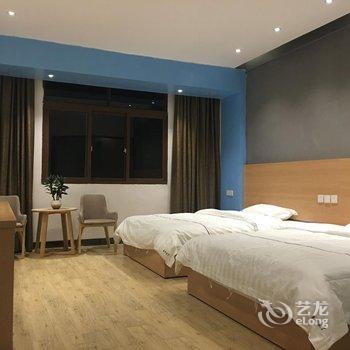 稻城亚丁暖南酒店酒店提供图片