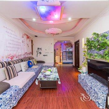 重庆鲁右桃普通公寓酒店提供图片