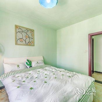 重庆一米阳光浪漫江景房普通公寓酒店提供图片