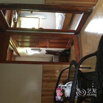 阆中何家院家庭客栈酒店提供图片