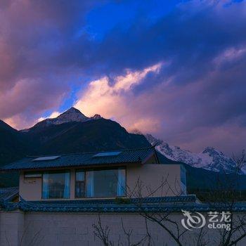 丽江十里雪山360度高尔夫野奢庄园(原客家庄园)酒店提供图片