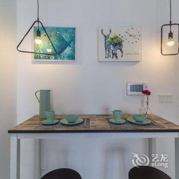 重庆重庆王珩普通公寓(长江二路店)酒店提供图片