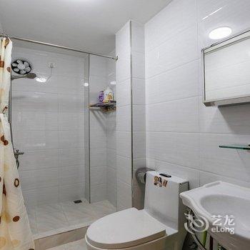 广州广州U-home 广州地铁之家普通公寓(六运街店)酒店提供图片