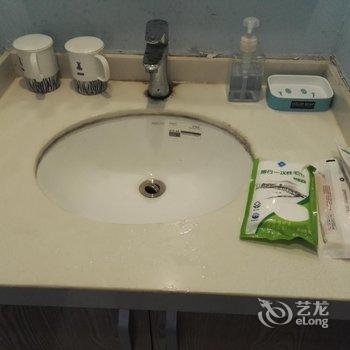 宁波罗蒙环球城豪华型公寓酒店提供图片