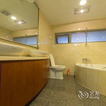 上海上海N202轰趴馆(铜川路店)酒店提供图片