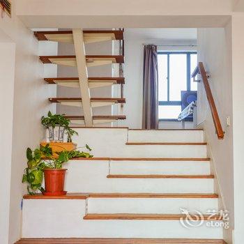 上海上海Paires-友舍复式(斜土路店)酒店提供图片