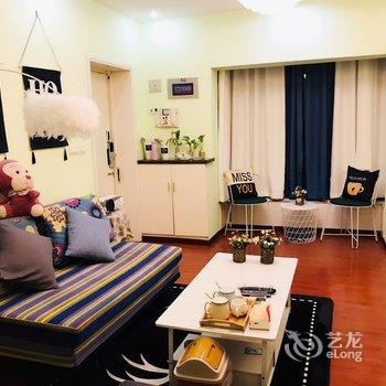 重庆MandyMAI公寓(凯旋路电梯下口分店)酒店提供图片