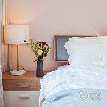 上海上海Paires-友舍复式(斜土路店)酒店提供图片