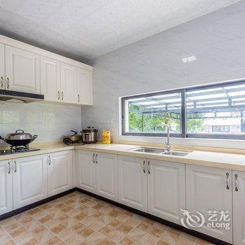 广州从化温泉轰趴主题别墅酒店提供图片