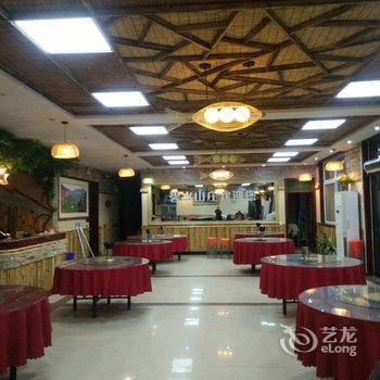 辉县万仙山碧水山庄酒店提供图片