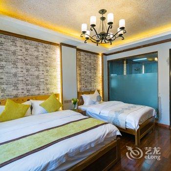 泸沽湖路途酒店酒店提供图片