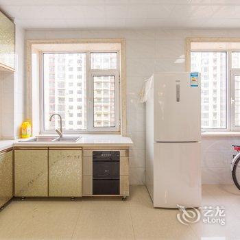 营口精装三室家庭日租房普通公寓酒店提供图片