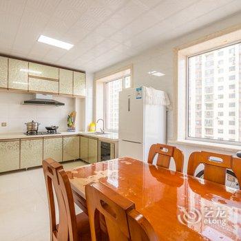 营口精装三室家庭日租房普通公寓酒店提供图片