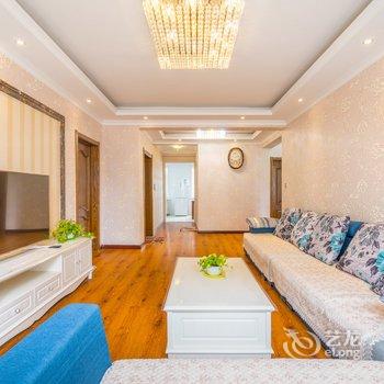 营口精装三室家庭日租房普通公寓酒店提供图片
