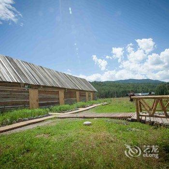 阿勒泰禾木景区归来村舍酒店提供图片