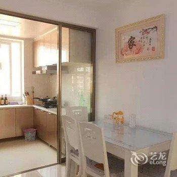 承德简约时尚家庭公寓酒店提供图片