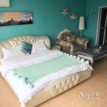 成都红堡特色主题公寓酒店提供图片