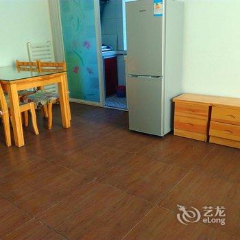 青岛鲁滨逊度假公寓酒店提供图片