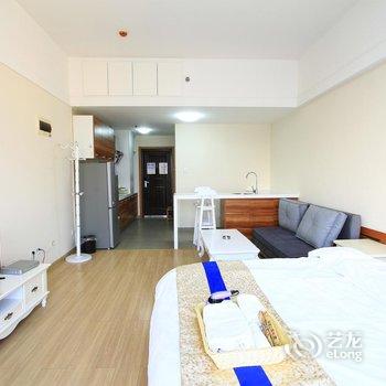 我为人人度假公寓(威海汽车站乐天3C店)酒店提供图片